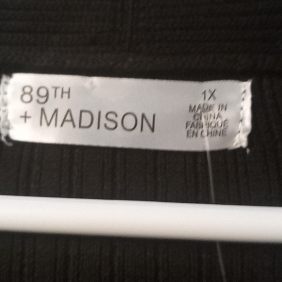 One gray and one black 89th and Madison cardigan sweaters - Picture 3 of 6